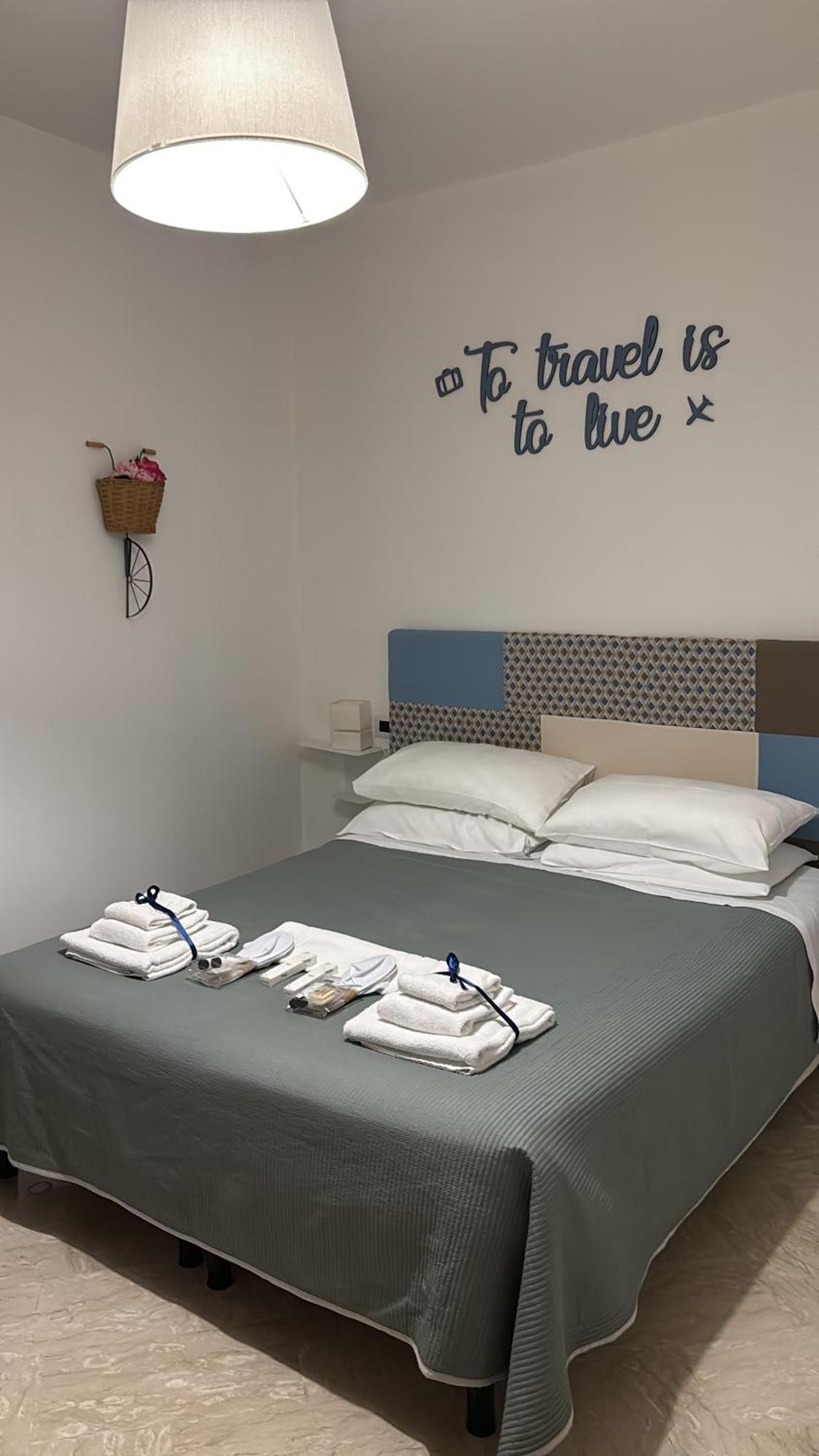 Ginevra Rooms Bari Ngoại thất bức ảnh